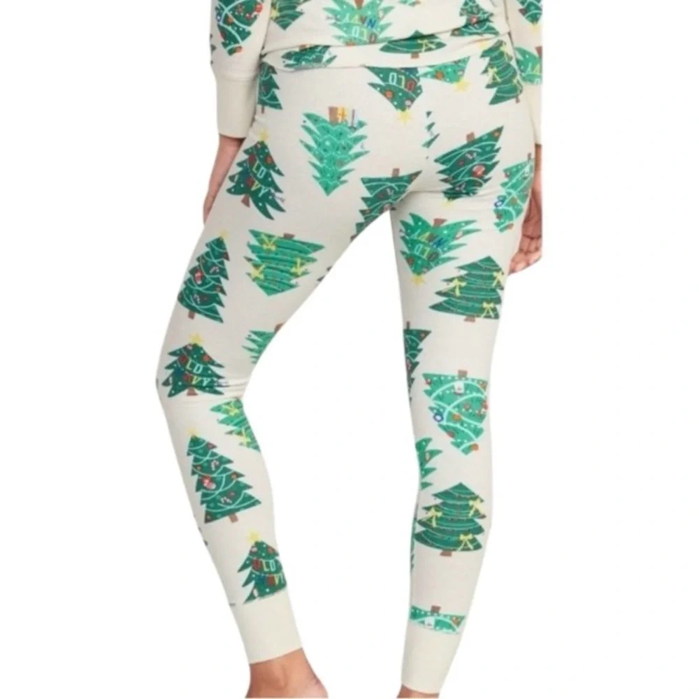 Old Navy / Christmas tree thermal pajamas - Picture 3 of 13